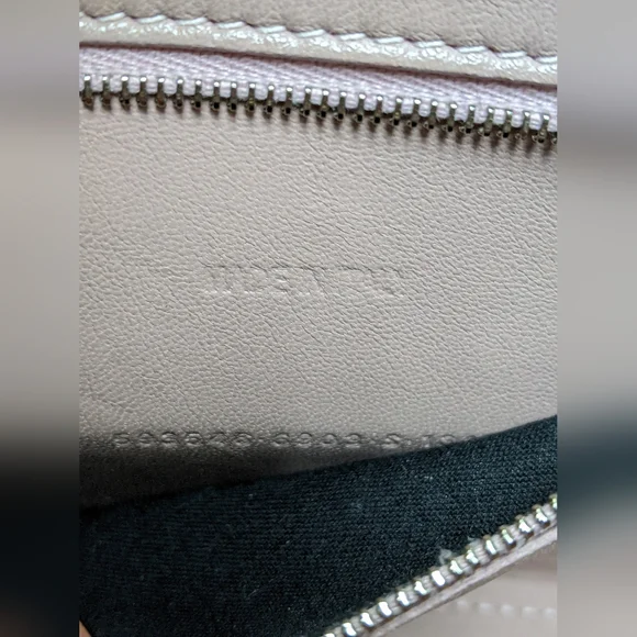 Balenciaga Hourglass Croc Embossed Small "LIVE SHOW TODAY" - Picture 10 of 16